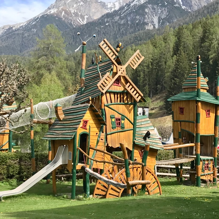 FEWOlution Ferienwohnung Haus Alpenrose Vulpera