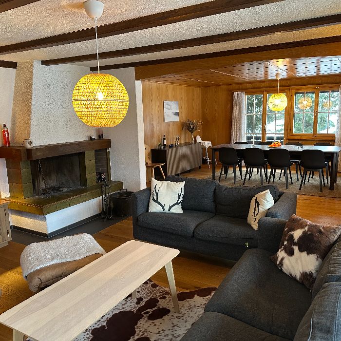 FEWOlution Ferienwohnung Chalet Finkenwiese, Apartment Zweisimmen