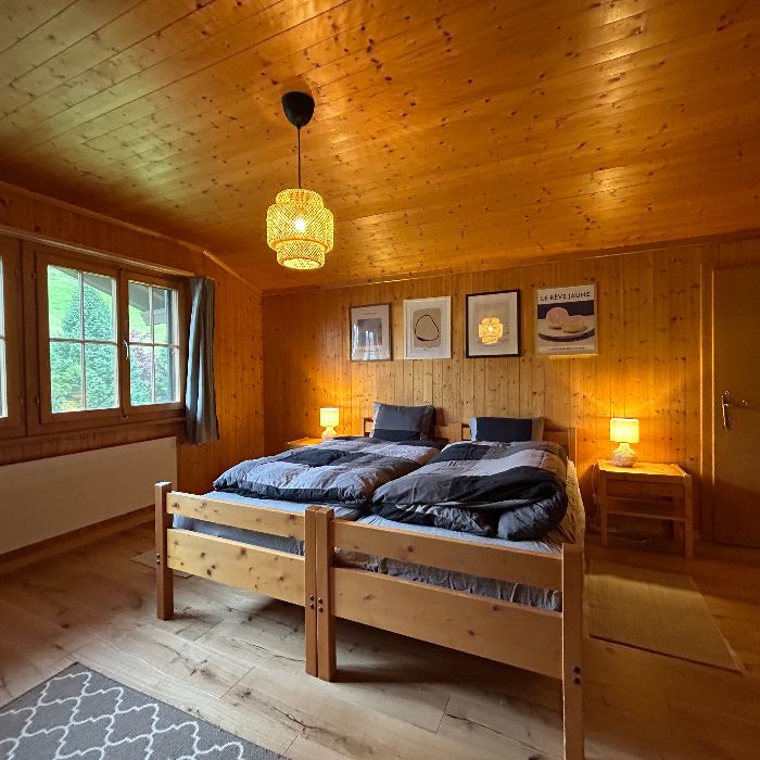 FEWOlution Ferienwohnung Chalet Finkenwiese, Apartment Zweisimmen