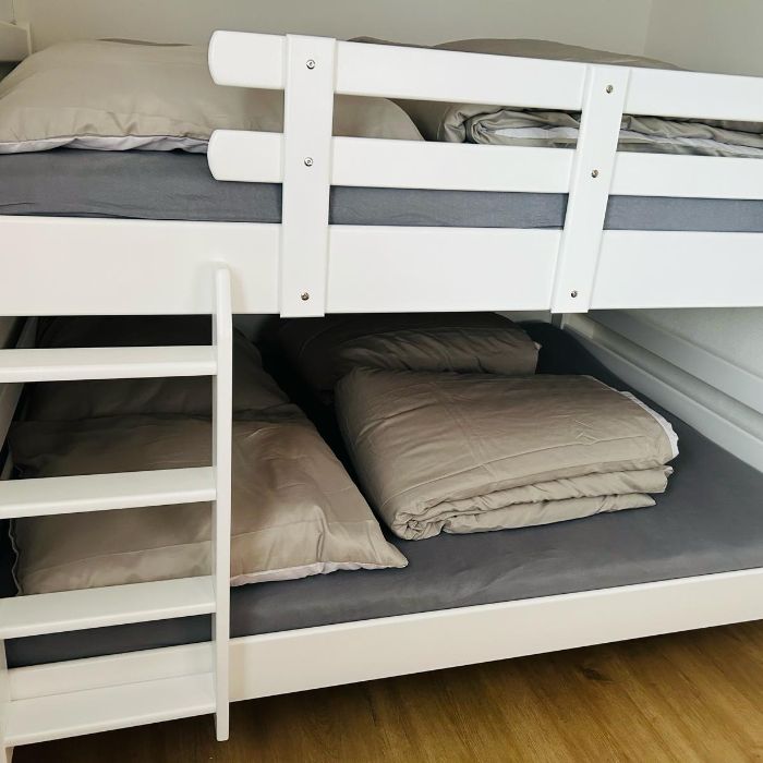 Ferienwohnung Flensa-Ferienwohnung Seewis Dorf FEWOlution