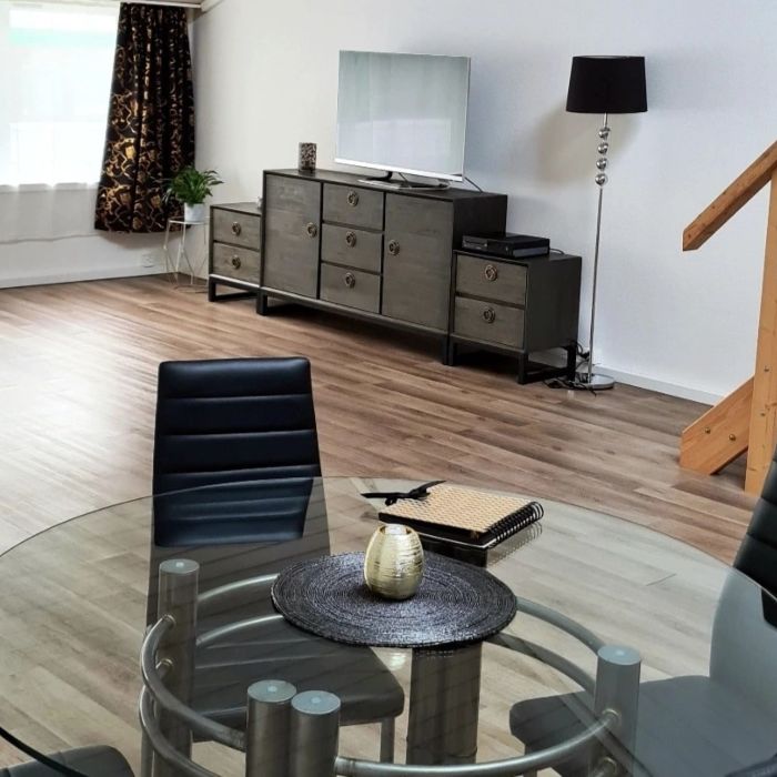 Ferienwohnung Muota Industry Apartment  Ried FEWOlution