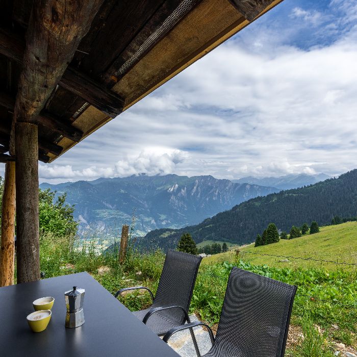 Ferienwohnung Eco Alpine Chalet mit HotPot Untervaz FEWOlution