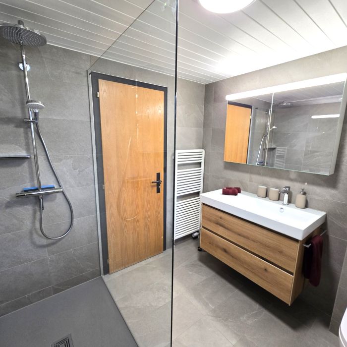 Ferienwohnung Chalet Holiday-Wohnung  Glück  Grächen FEWOlution
