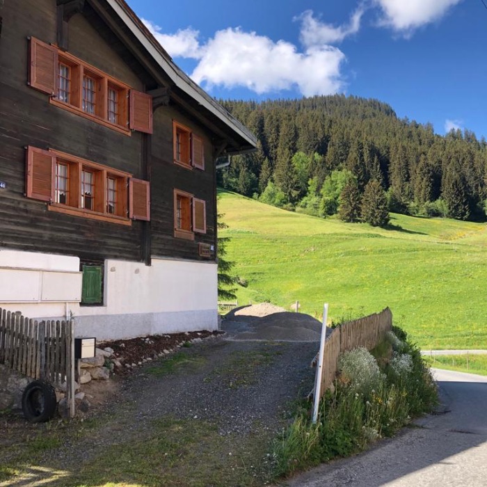 Ferienwohnung ‚Sagerhüs‘ in Obersaxen GR Obersaxen FEWOlution